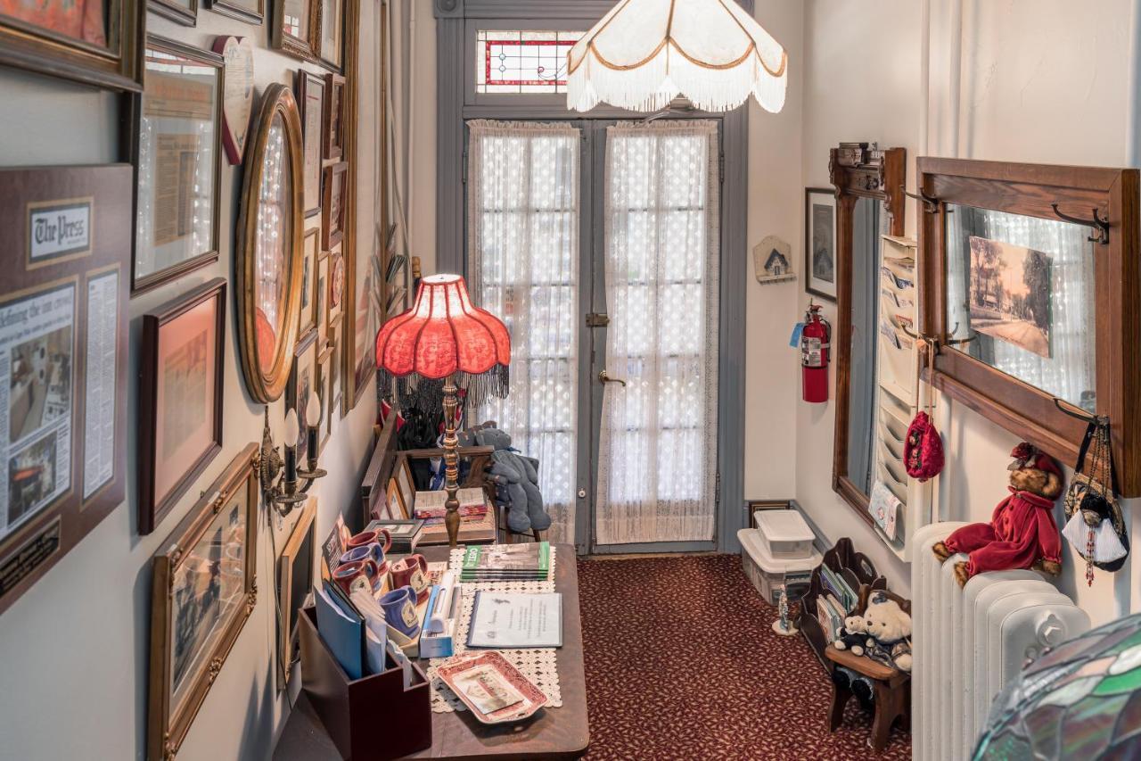 Antoinette'S Apartments & Suites ケープ・メイ エクステリア 写真