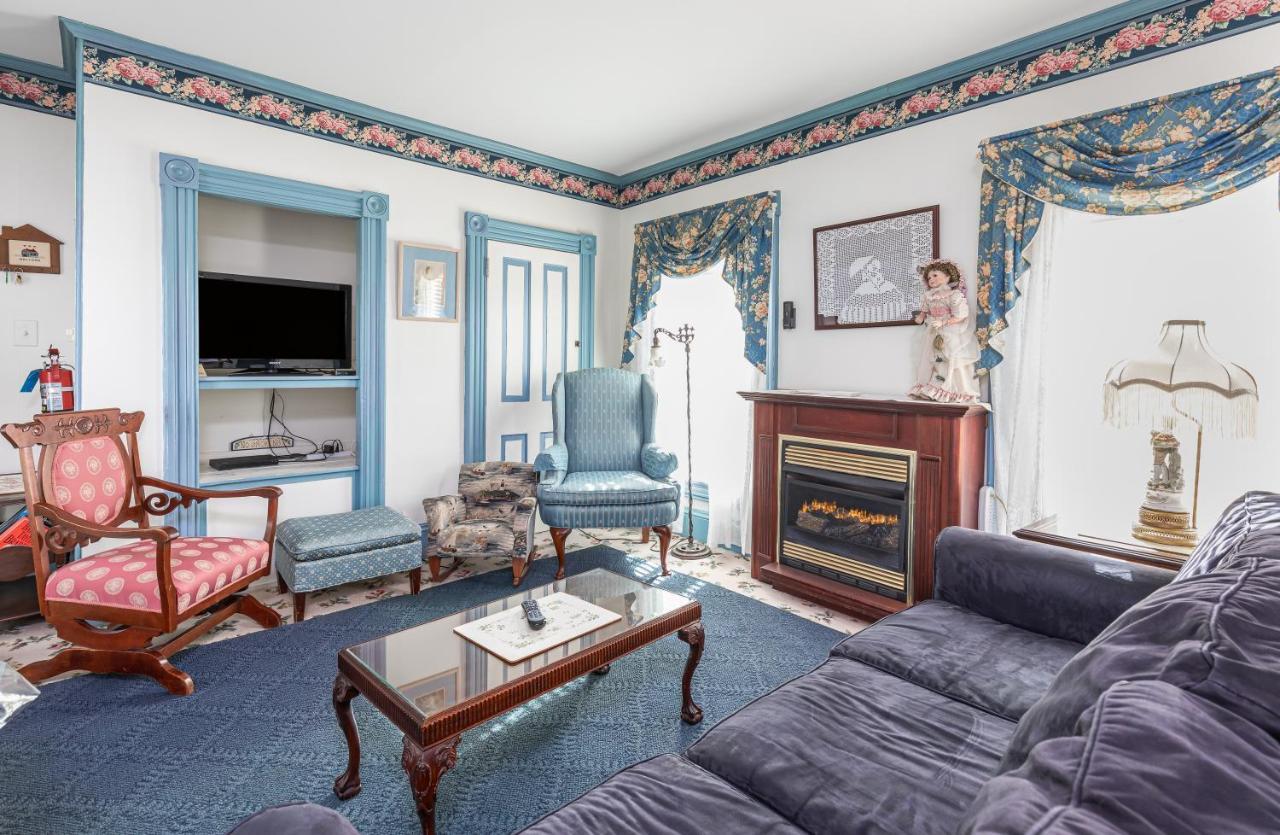 Antoinette'S Apartments & Suites ケープ・メイ エクステリア 写真