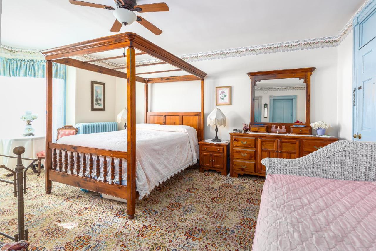 Antoinette'S Apartments & Suites ケープ・メイ エクステリア 写真