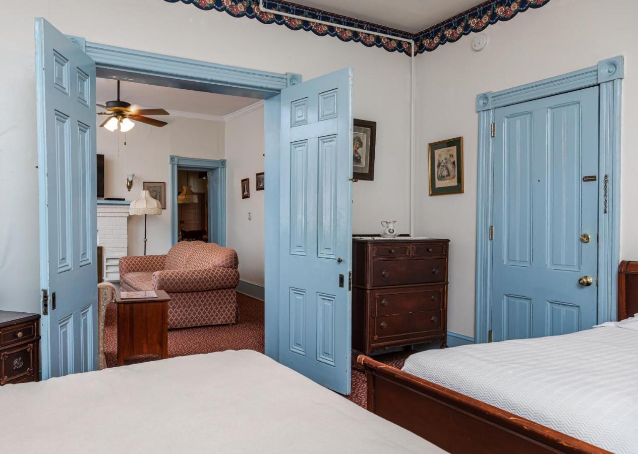Antoinette'S Apartments & Suites ケープ・メイ エクステリア 写真