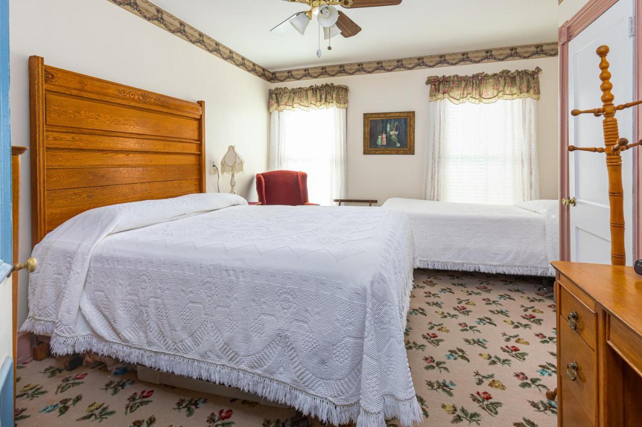 Antoinette'S Apartments & Suites ケープ・メイ エクステリア 写真