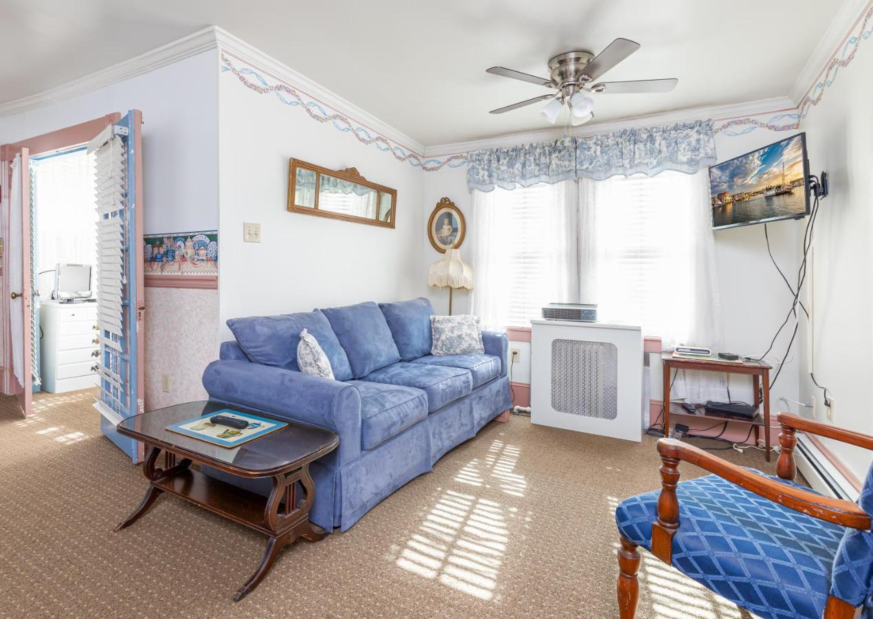 Antoinette'S Apartments & Suites ケープ・メイ エクステリア 写真